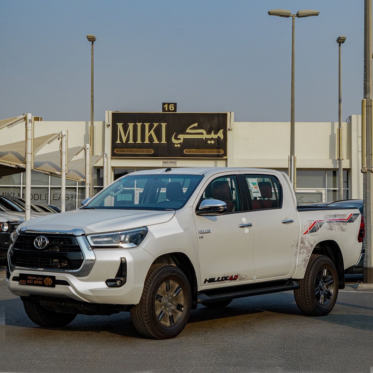 تويوتا هيلوكس 6 سلندر