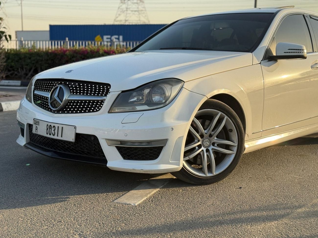 مرسيدس بنز C 300 Std 2.0L (241 HP)