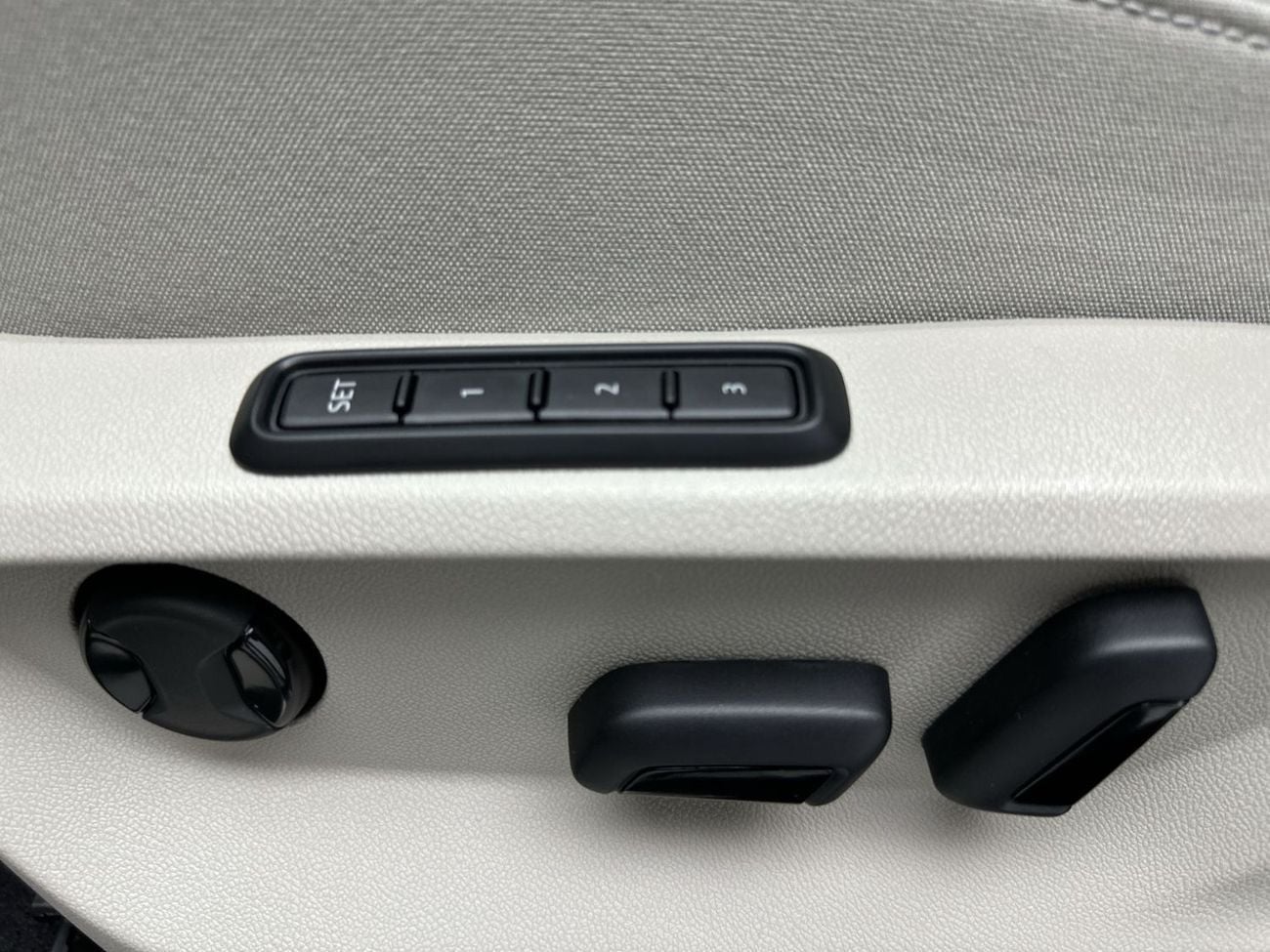 فولكس واجن تيرامونت Comfortline 3.6L