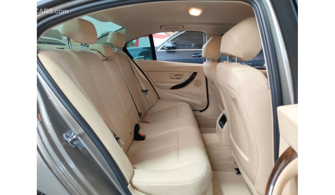 BMW 318i Low AED 1,100 P.M | 2016 BMW 3 SERIES  318i 1.5L | GCC | UNDER WARRANTY