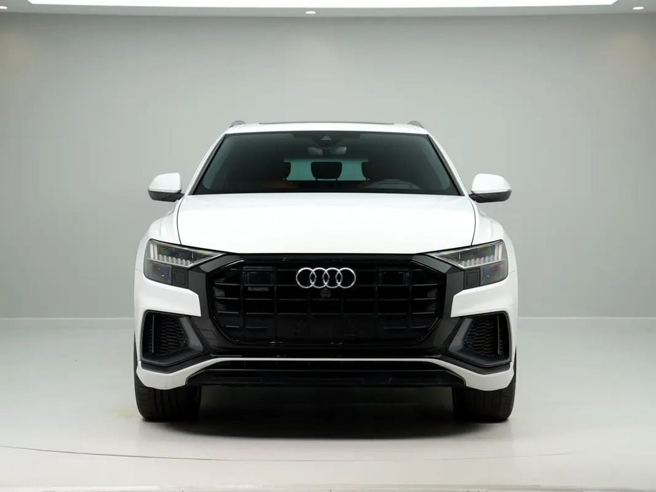 Audi Q8 55 TFSI — фото 2