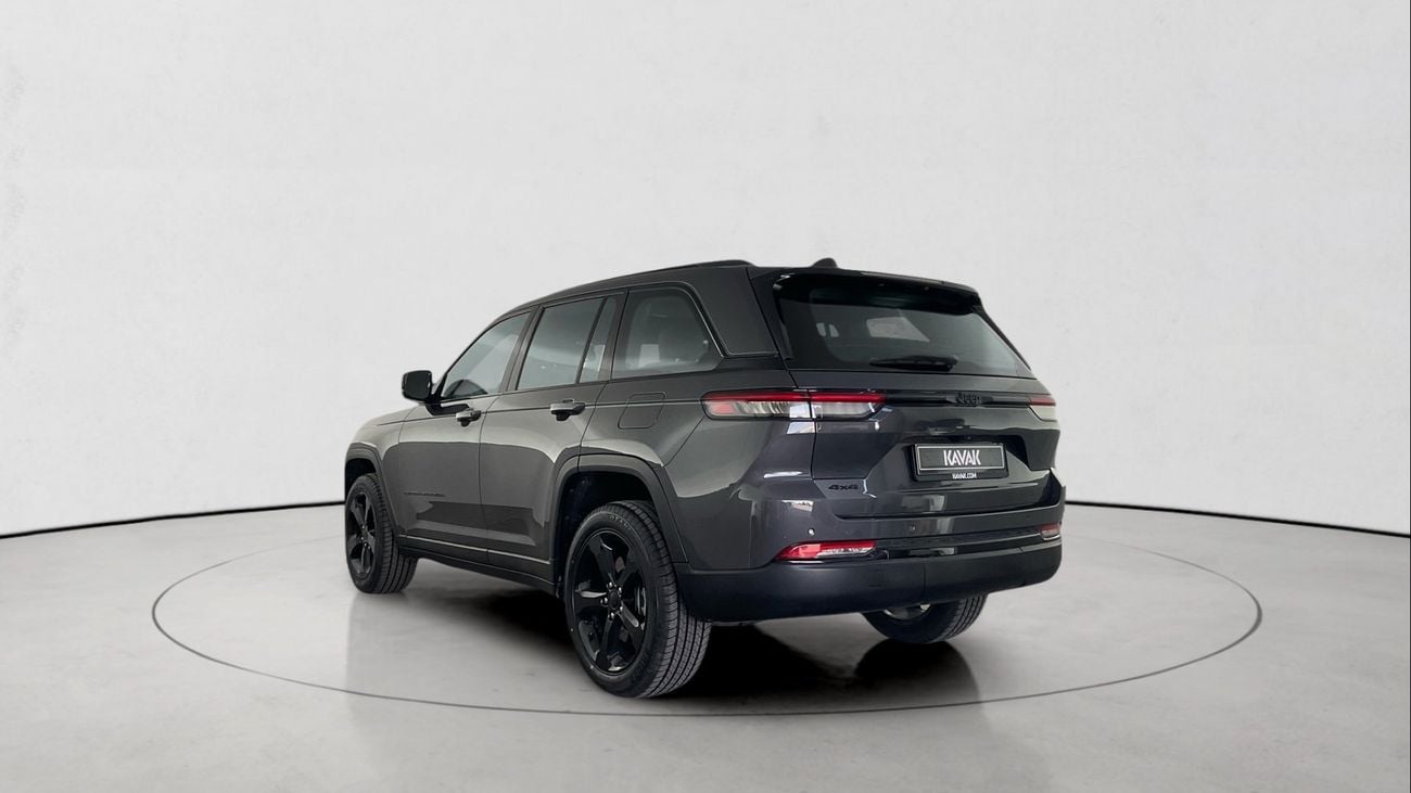 جيب جراند شيروكي Altitude | upto AED 20,000 Ramadan Discount | شامل الضمان | 0 ﺪﻔﻋﺓ ﺃﻮﻟﻯ