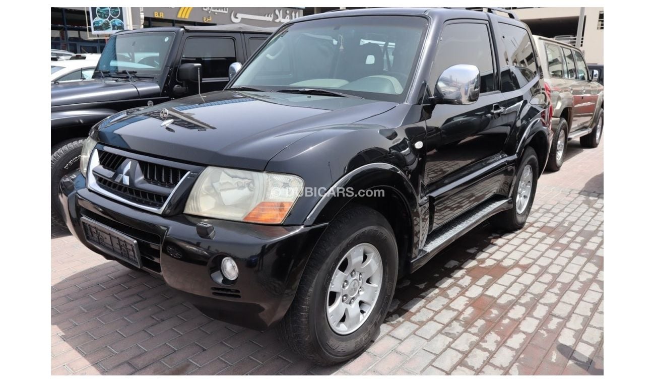 ميتسوبيشي باجيرو V6