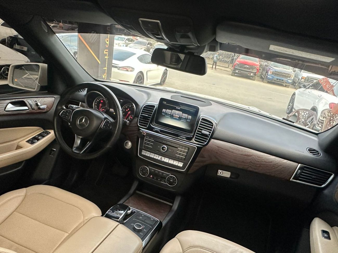 Mercedes-Benz GLE 400 Std 3.0L