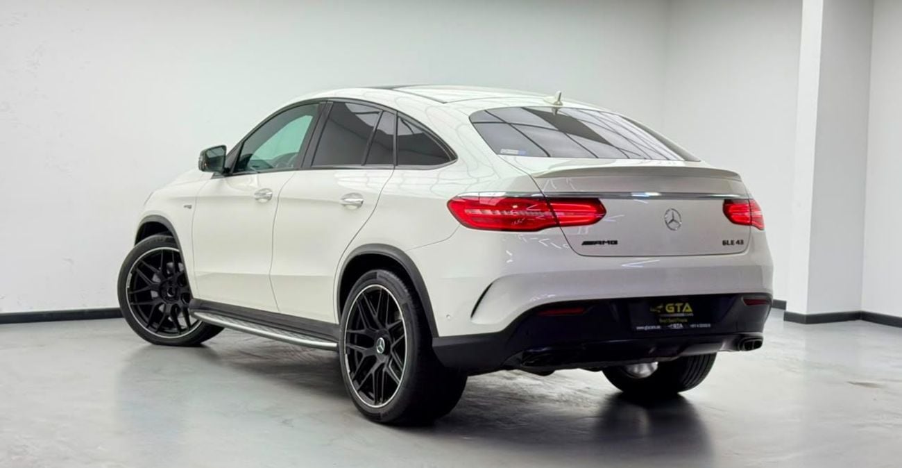 مرسيدس بنز GLE 43 AMG STD 2017 Mercedes Benz GLE43 AMG 4MATIC Coupe, Carbon Fiber Interior, Fully Loaded, Excellent Condition