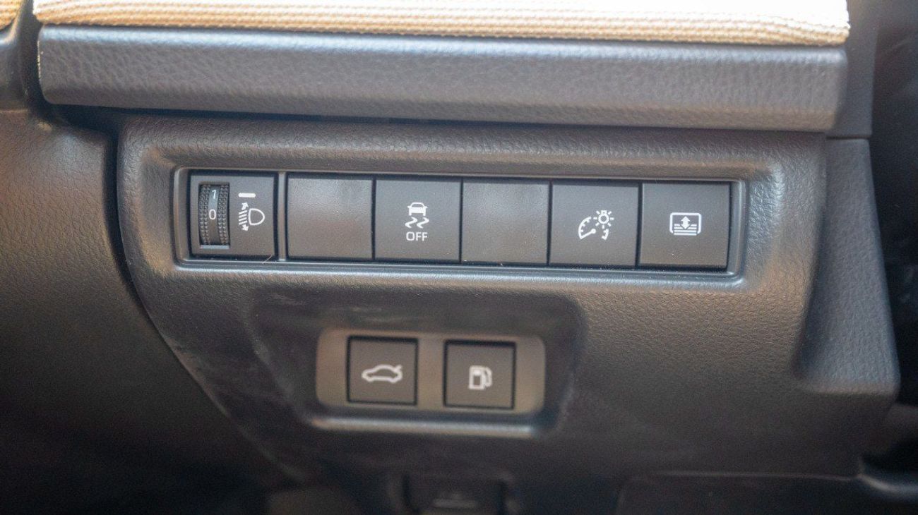 تويوتا كامري Toyota Camry LE 2025 2.5L Hybrid