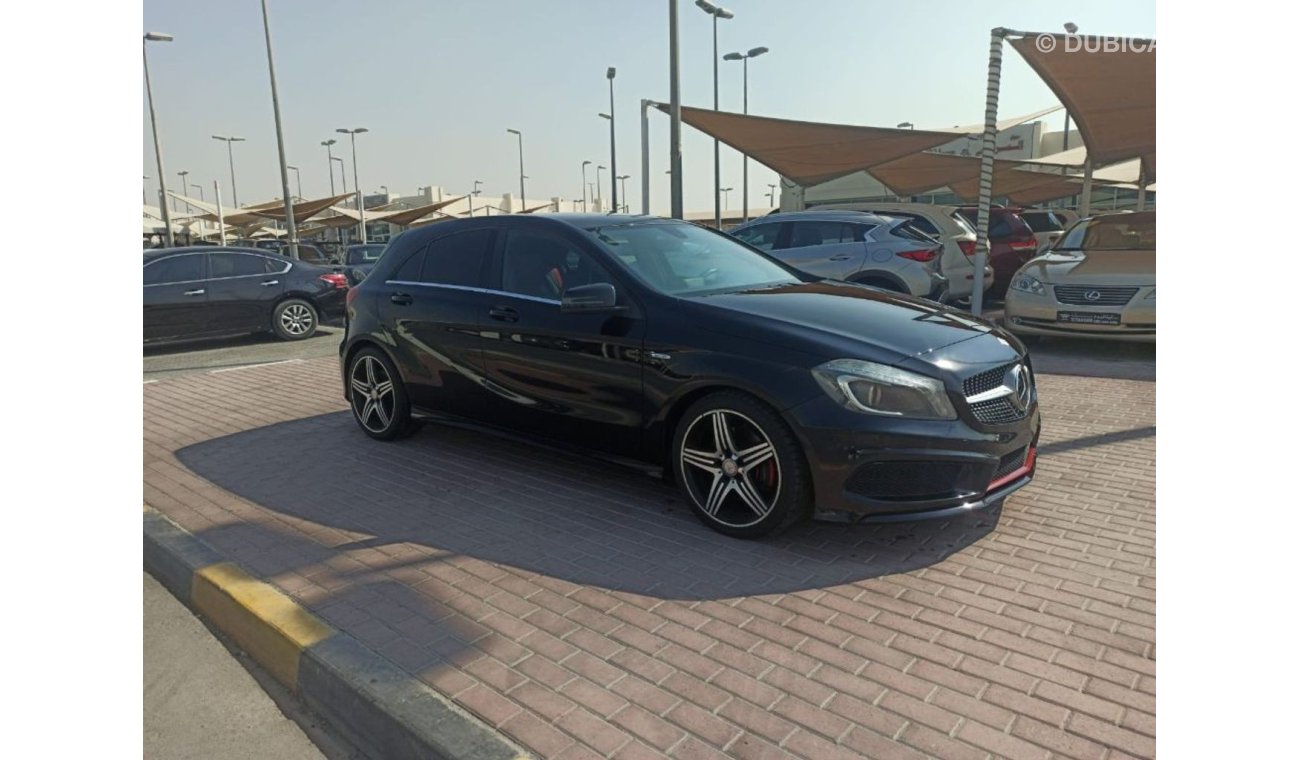 Mercedes-Benz A 250 Mercedes-Benz A250 GC Black