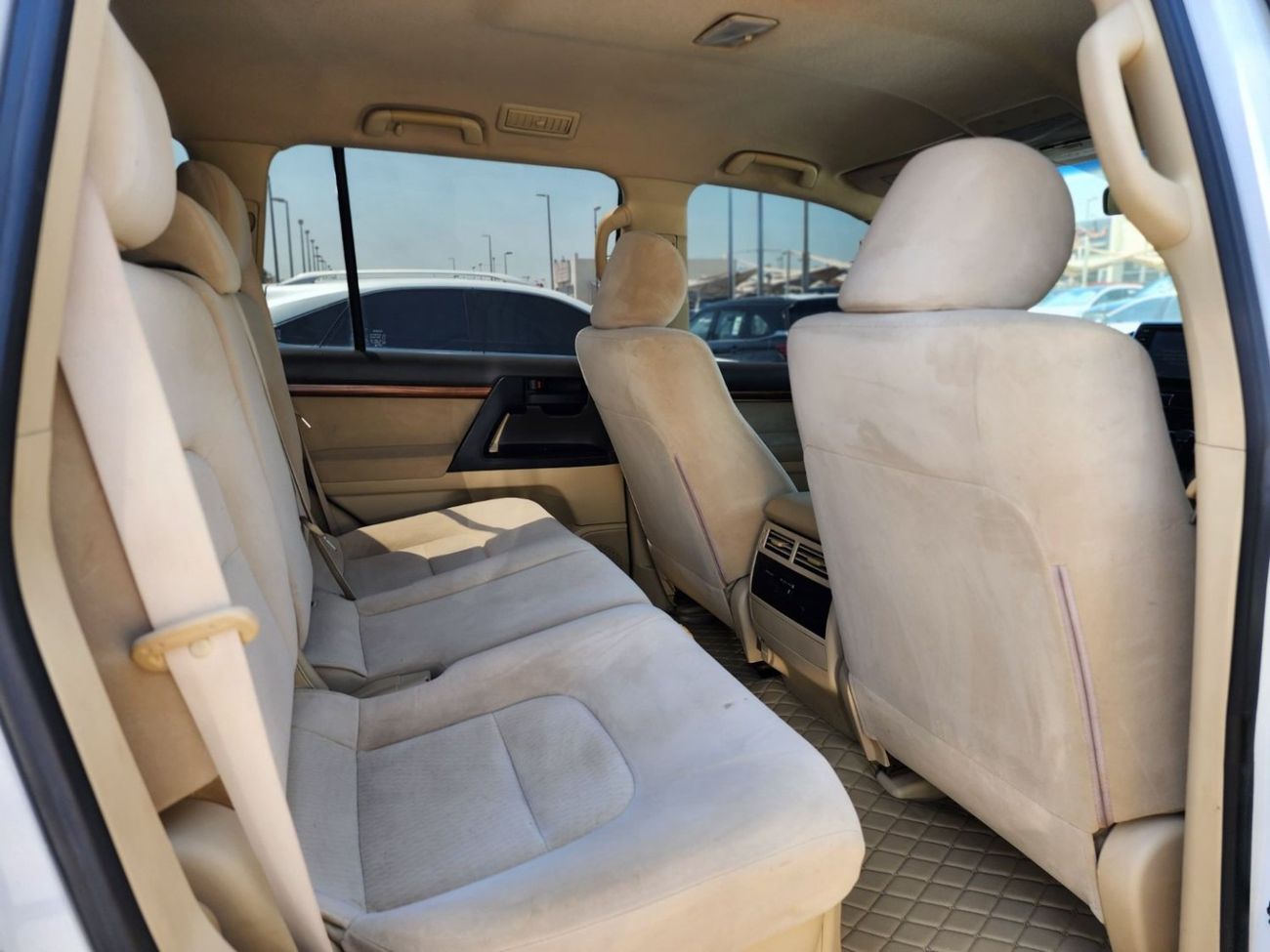 تويوتا لاند كروزر GX.R V8 Deisel