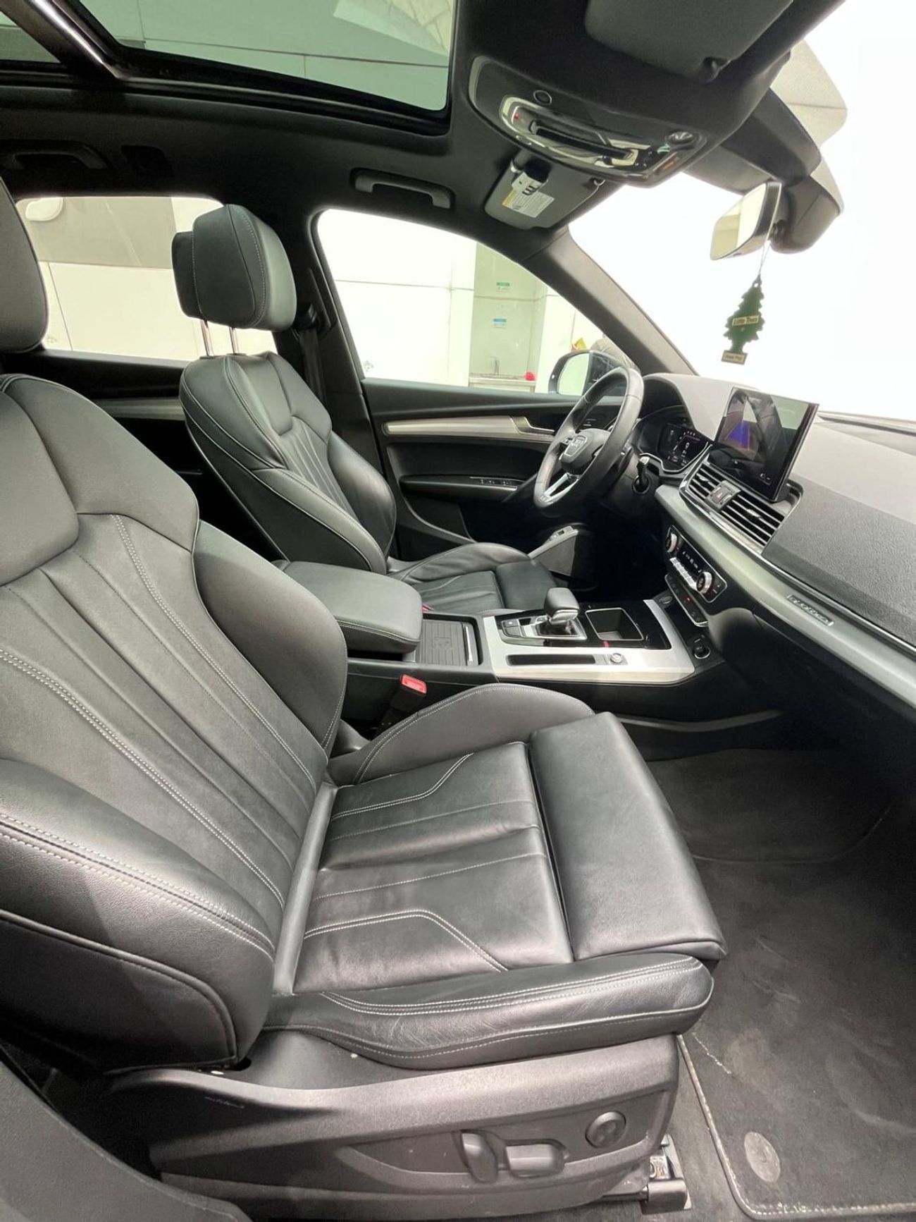 Audi Q5 45 TFSI quattro S Line 2.0L (245 HP) SUV Coupe 45 TFSI quattro S *NO ACCIDENTS * MOONROOF *