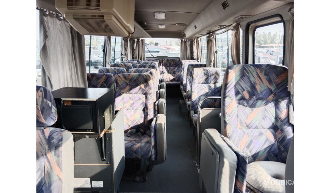 نيسان كارافان NISSAN CARAVAN BUS RIGHT HAND DRIVE (PM1331)