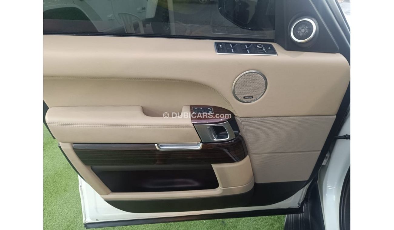 Rover City Rover The car is very good, in perfect condition, looks clean from the inside and outside without any acci