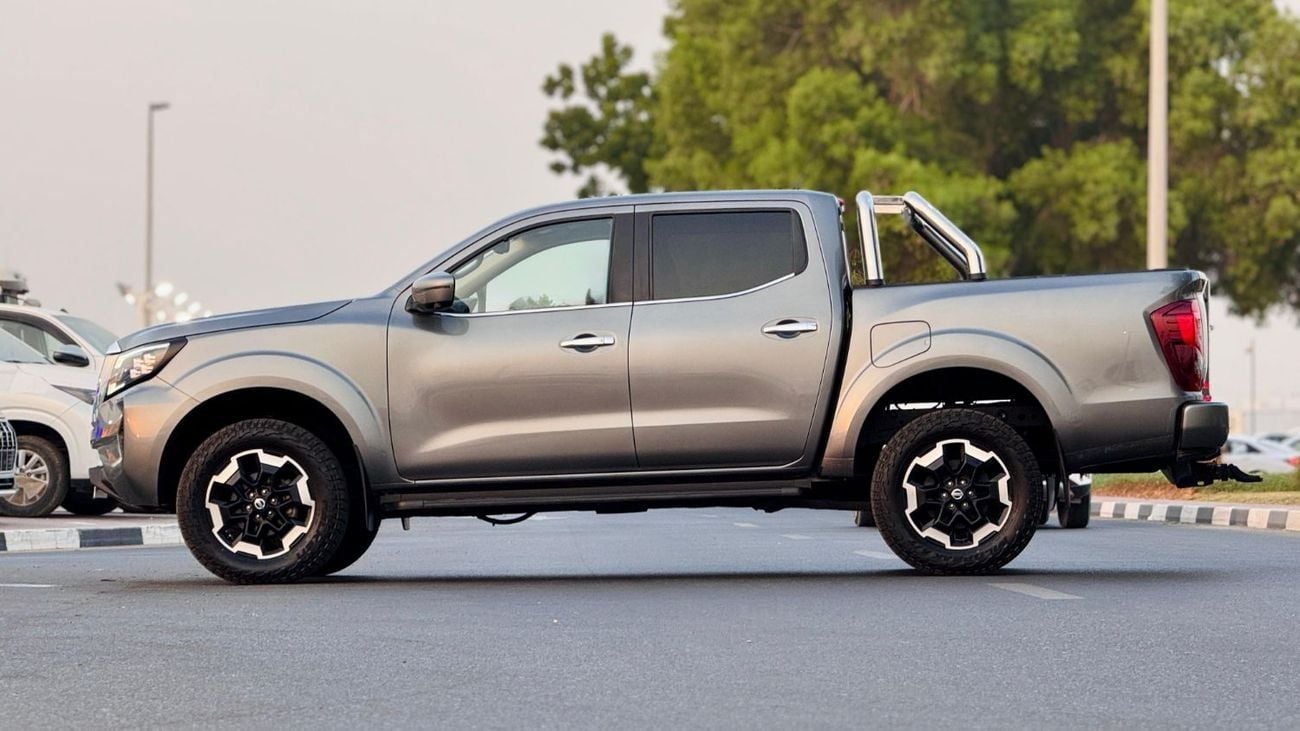 Nissan Navara DOUBLE CABIN | 360 VIEW CAMERA | 2.3L ENGINE | AT | LEATHER SEATS | RHD