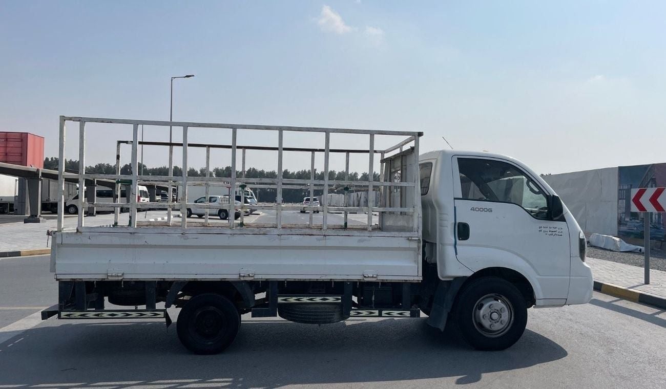 Kia K4000 2.5L, manual خليجي