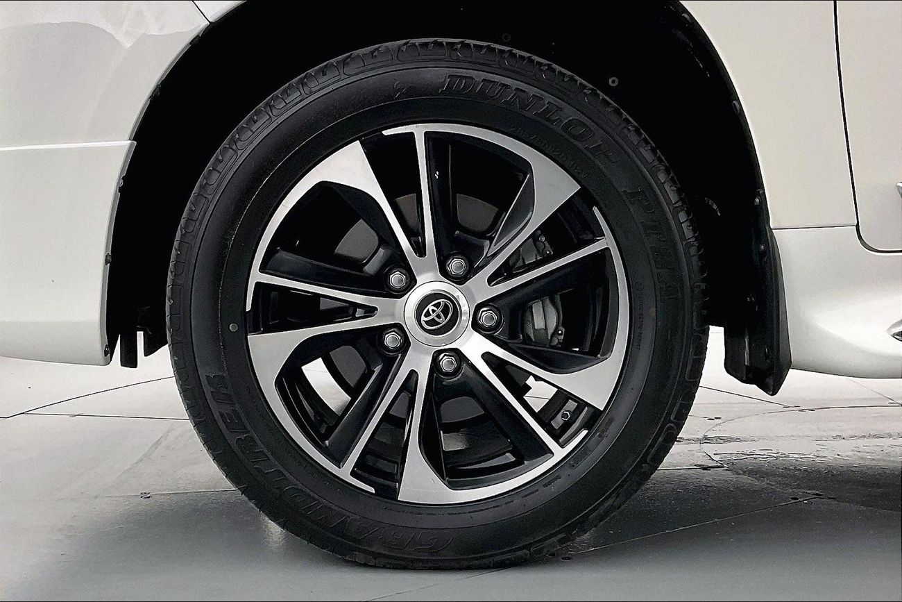 تويوتا كورولا XLI | ضمان مجاني لمدة عام | 0 دفعة أولى