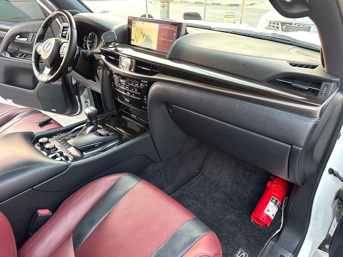 لكزس LX 570
