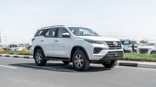 تويوتا فورتونر VXR 2026 Toyota Fortuner VX 4.0L AT Petrol (White-Tan)
