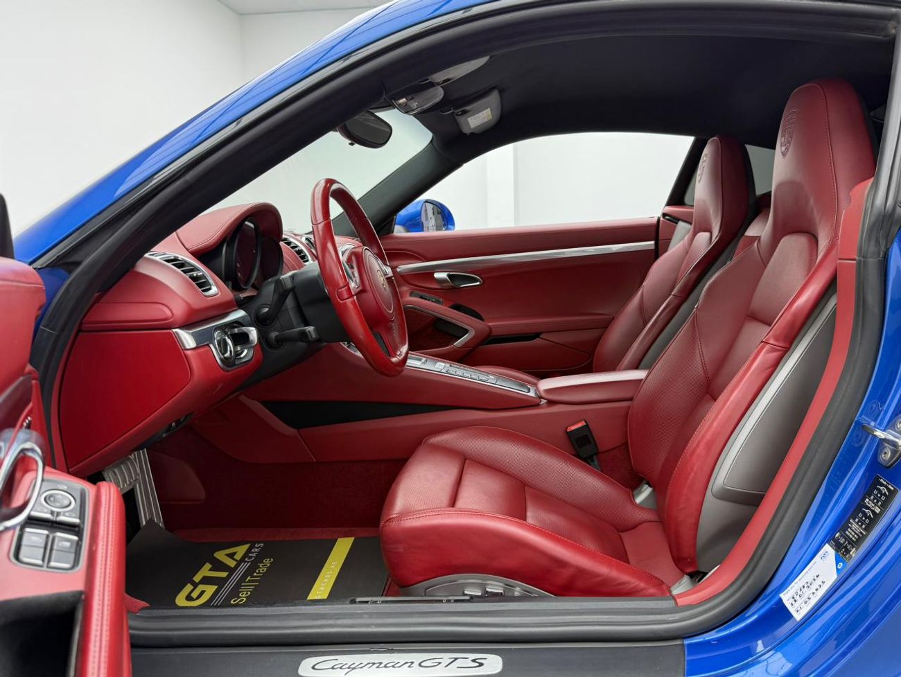 بورش كايمان 718 2015 Porsche 718 Cayman GTS, Full Porsche Service History, Fully Loaded, Excellent Condition, GCC