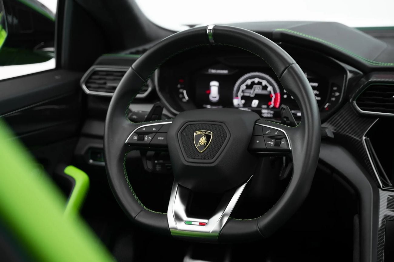 Lamborghini Urus STD