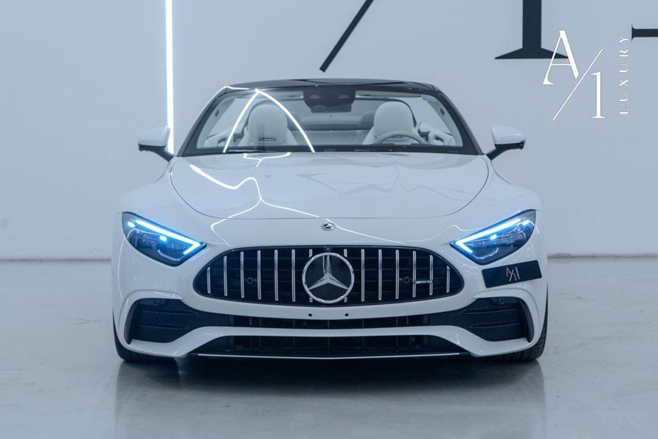 مرسيدس بنز SL 43 AMG 2023 Mercedes Benz SL43 AMG Roadster Maybach Edition, Warranty, Full Options, Very Low Kms