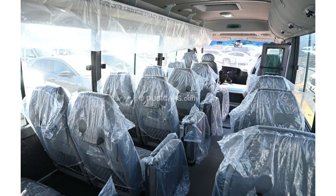 Hyundai County Hyundai County Bus 3.9L Diesel Features: Manual Transmission, 28+1 Seater, Automatic Door Color: Bei