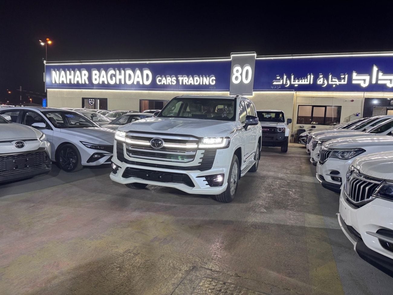 تويوتا لاند كروزر VXR