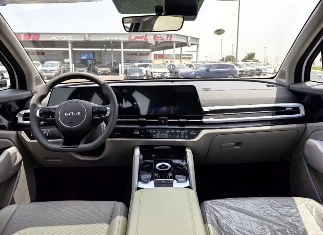 كيا سبورتيج DLX 2025 KIA SPORTAGE 1.5L PREMIUM PETROL FULL OPTION WITH POWER SEAT,WIRELESS CHARGER,POWER TRUNK,3