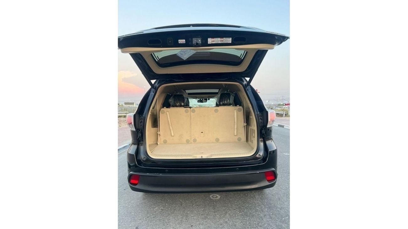 Toyota Highlander 2016 Toyota Highlander, Hybrid - 4X4 - Panoramic / Push Start - Heat and Cooling Seats- Limited Full