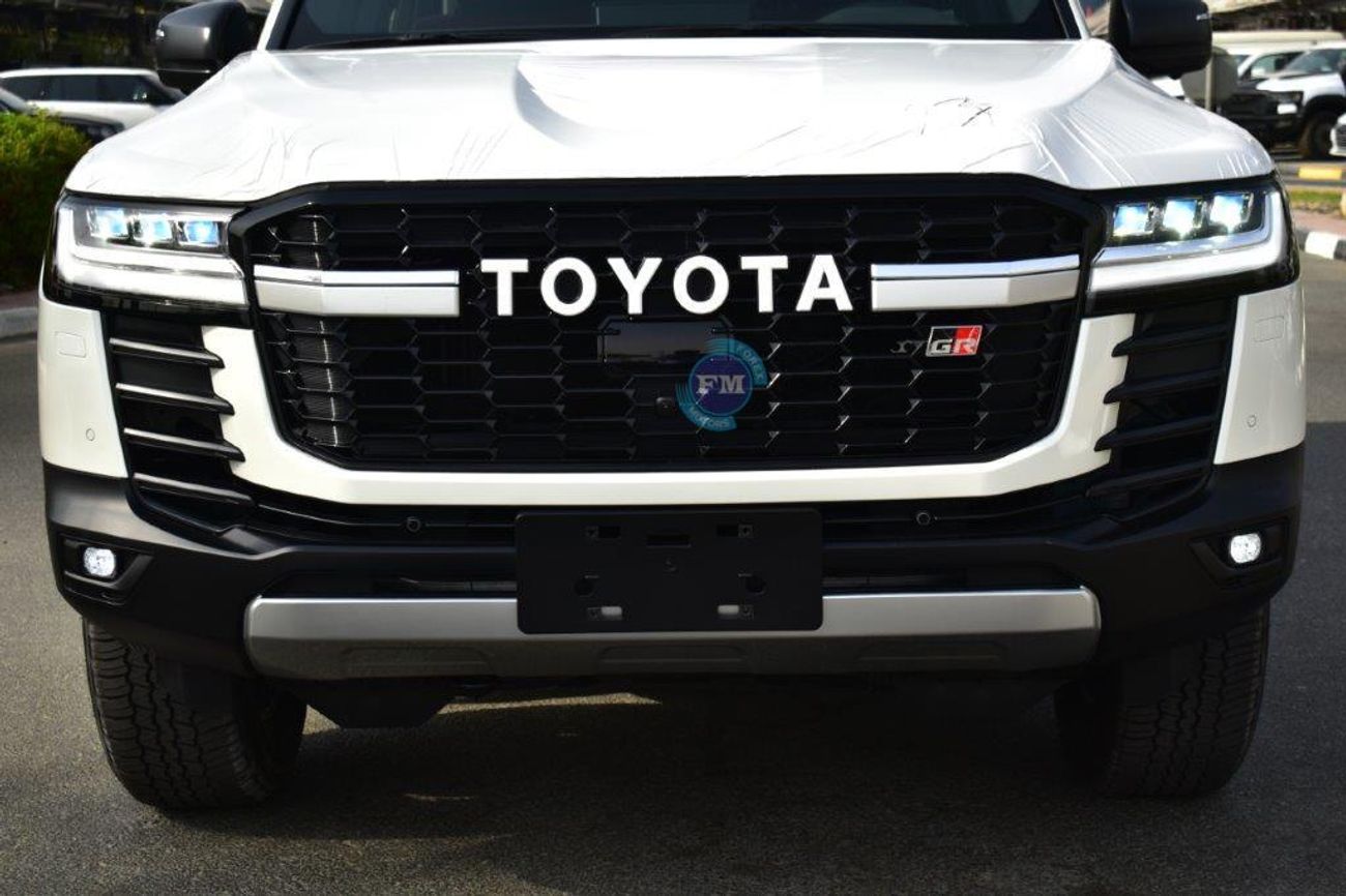 تويوتا لاند كروزر 300 GR Sport V6 4.0L Petrol Automatic