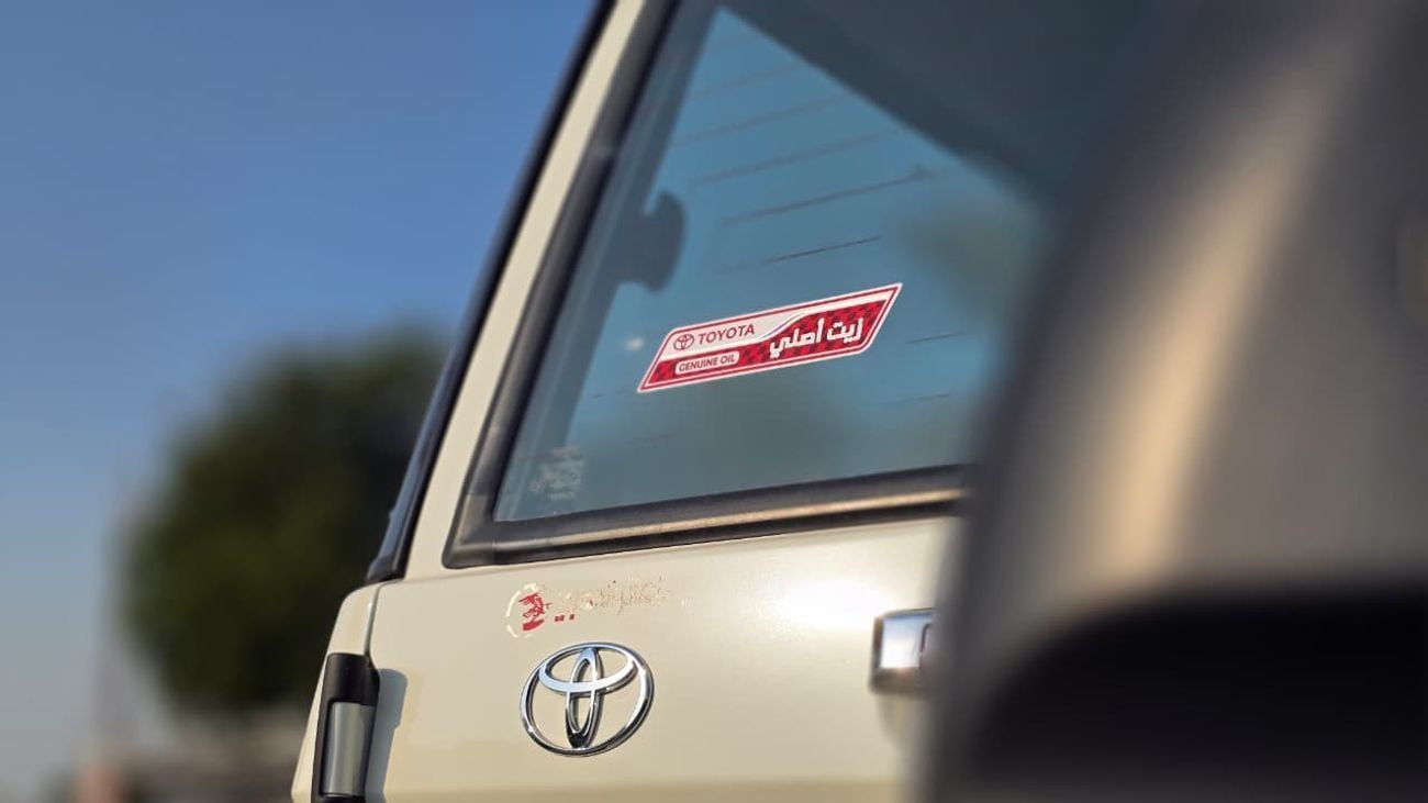 تويوتا لاند كروزر 70 LC76 LX LX 2.8L