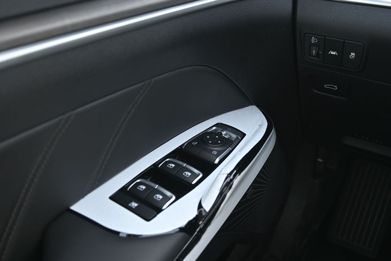 Kia K5 Kia K5 Premium 1.5L Turbo Petrol, Color White, Model 2025