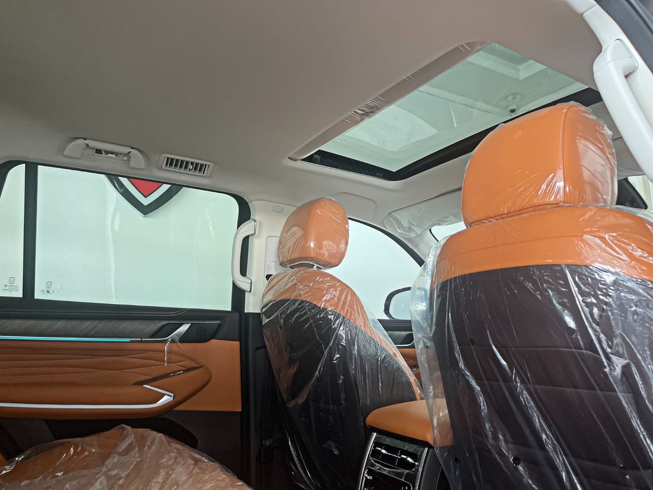 Tank 500 Prestige 3.0T V6 TWIN TURBO 3L-6CYL AUTOMATIC