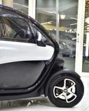 Renault Twizy EXCELLENT DEAL for our Renault Twizy ( 2019 Model ) in White / Black Color Korean Specs