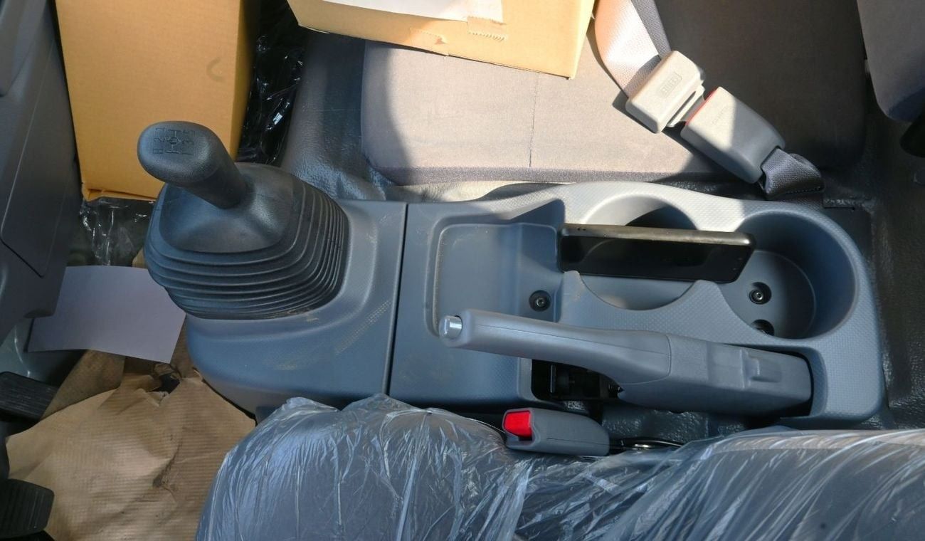 إيسوزو NQR Isuzu Nqr /4,6 diesel engine / short chassis Model 2024