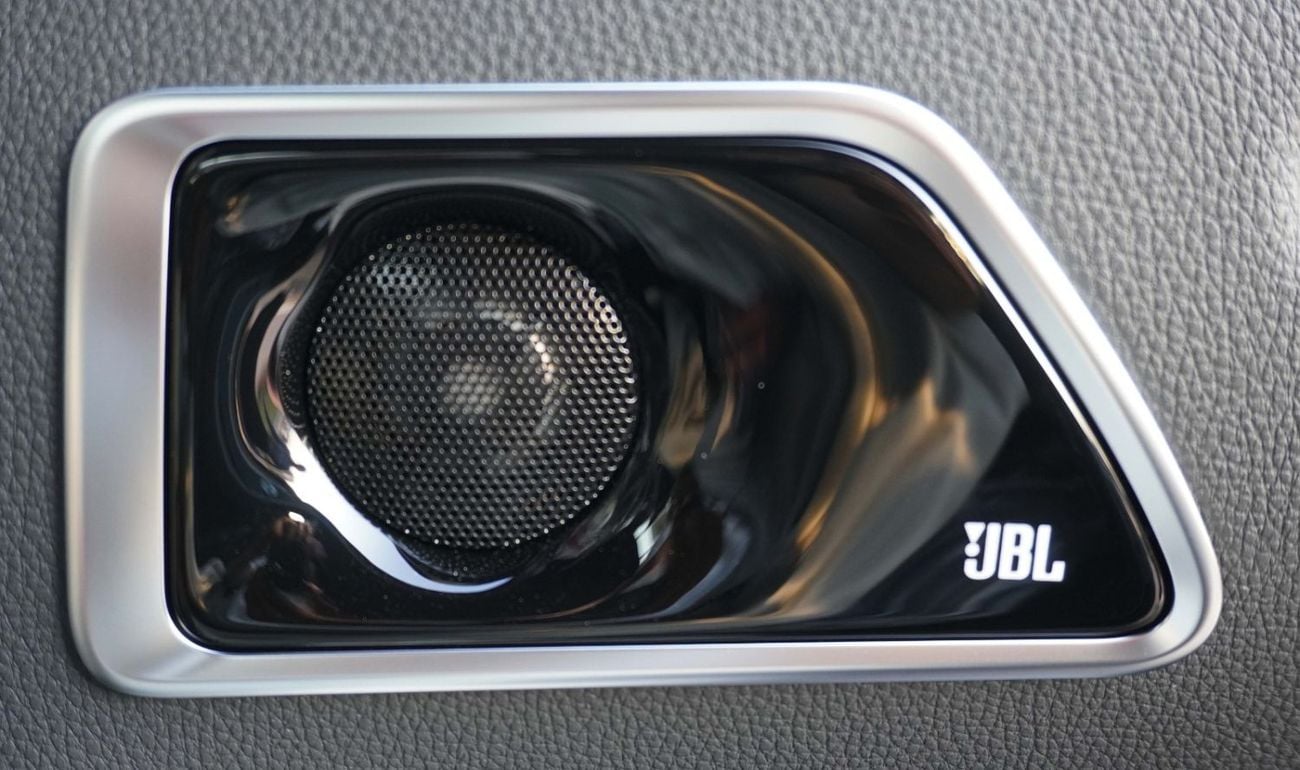 Toyota Land Cruiser 3.5T VXR Hybrid