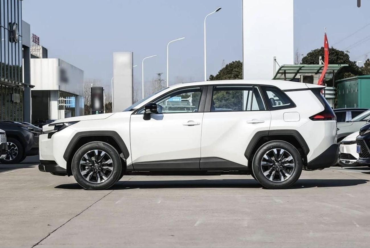 تويوتا راف ٤ Toyota RAV4 Luxury Hybrid 2WD تويوتا RAV4 الفاخرة 2.0 لتر هجينة دفع ثنائي