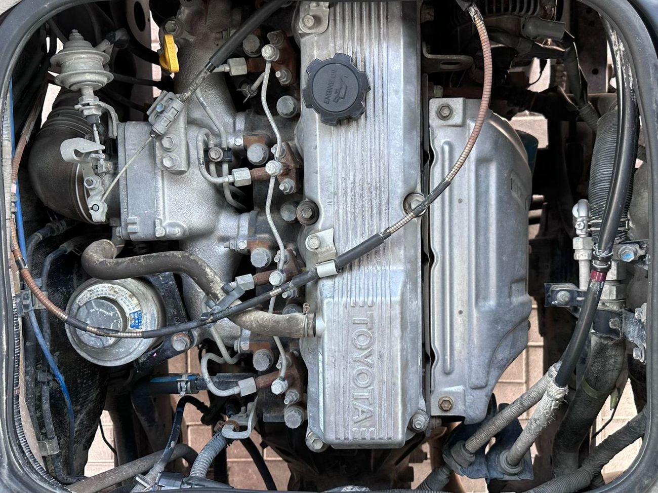 تويوتا كوستر Manual - Diesel - Bus - Rear Wheel Drive - 26 Seats - 2 Door