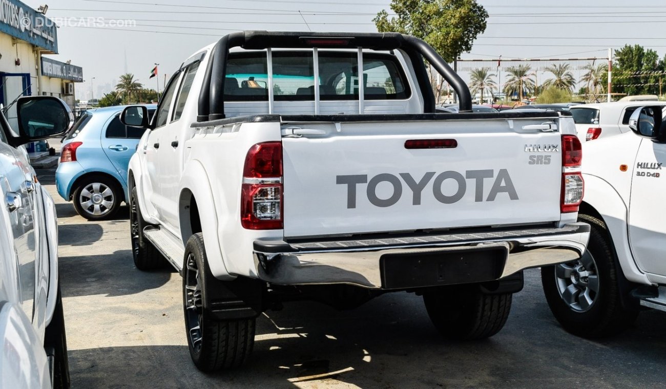 Toyota Hilux 3.0 D-4D Diesel M/T Right Hand