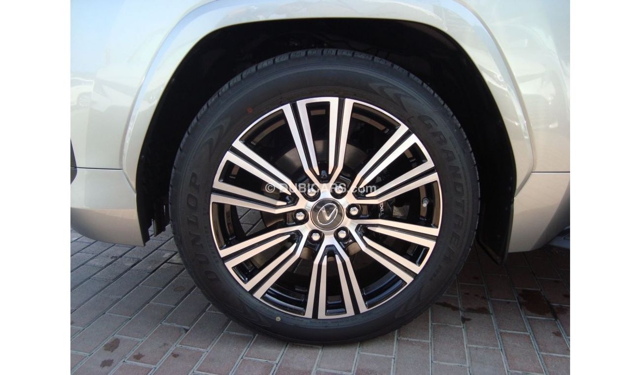 Lexus LX 600 SIGNATURE