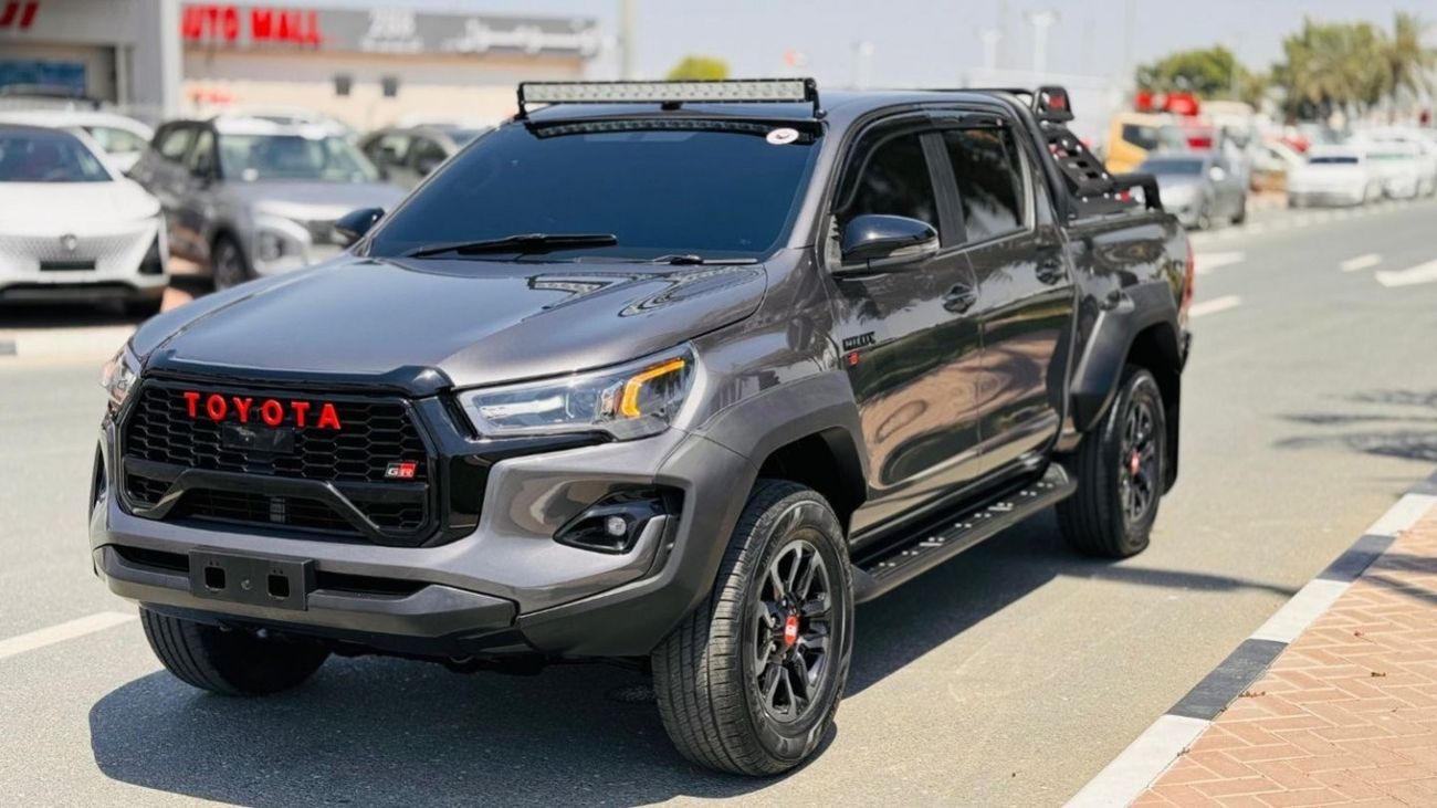 Toyota Hilux MODIFIED TO 2024 GR SPORT | AFTER MARKET SIDE FENDERS | 2.8L DIESEL | ROOF MOUNTED LED | RHD | 2017