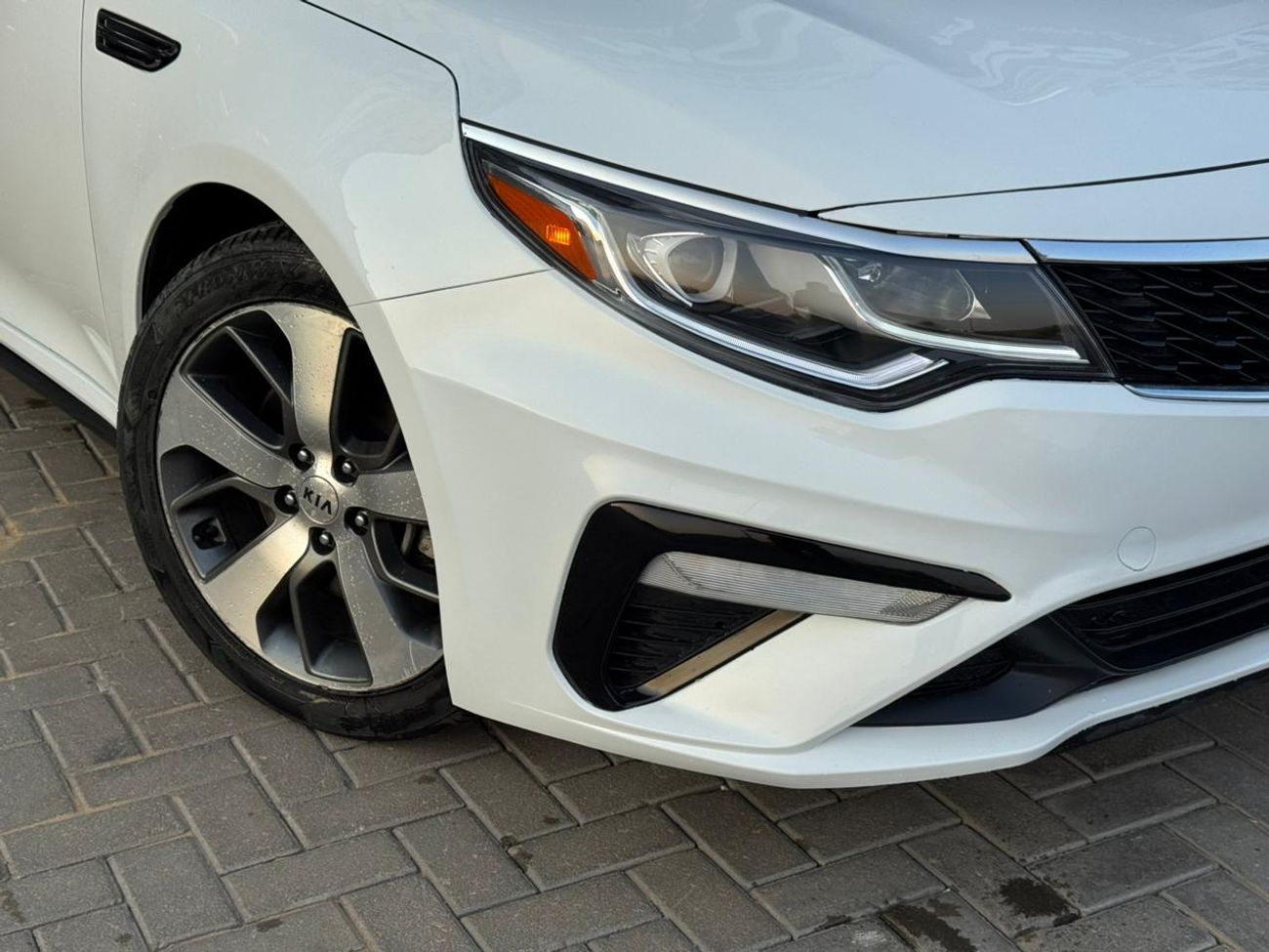 Kia Optima Si 2.4L 2.4L V4 / PANORAMIC SUNROOF / LEATHER / ROAD ASSIST / RIMS / IN PERFECT CONDITION