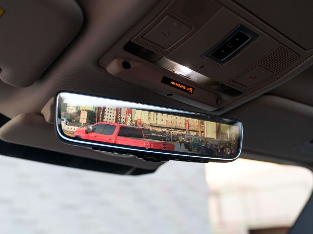 Land Rover Defender P400 90 First Edition 3.0L (6 Seater)