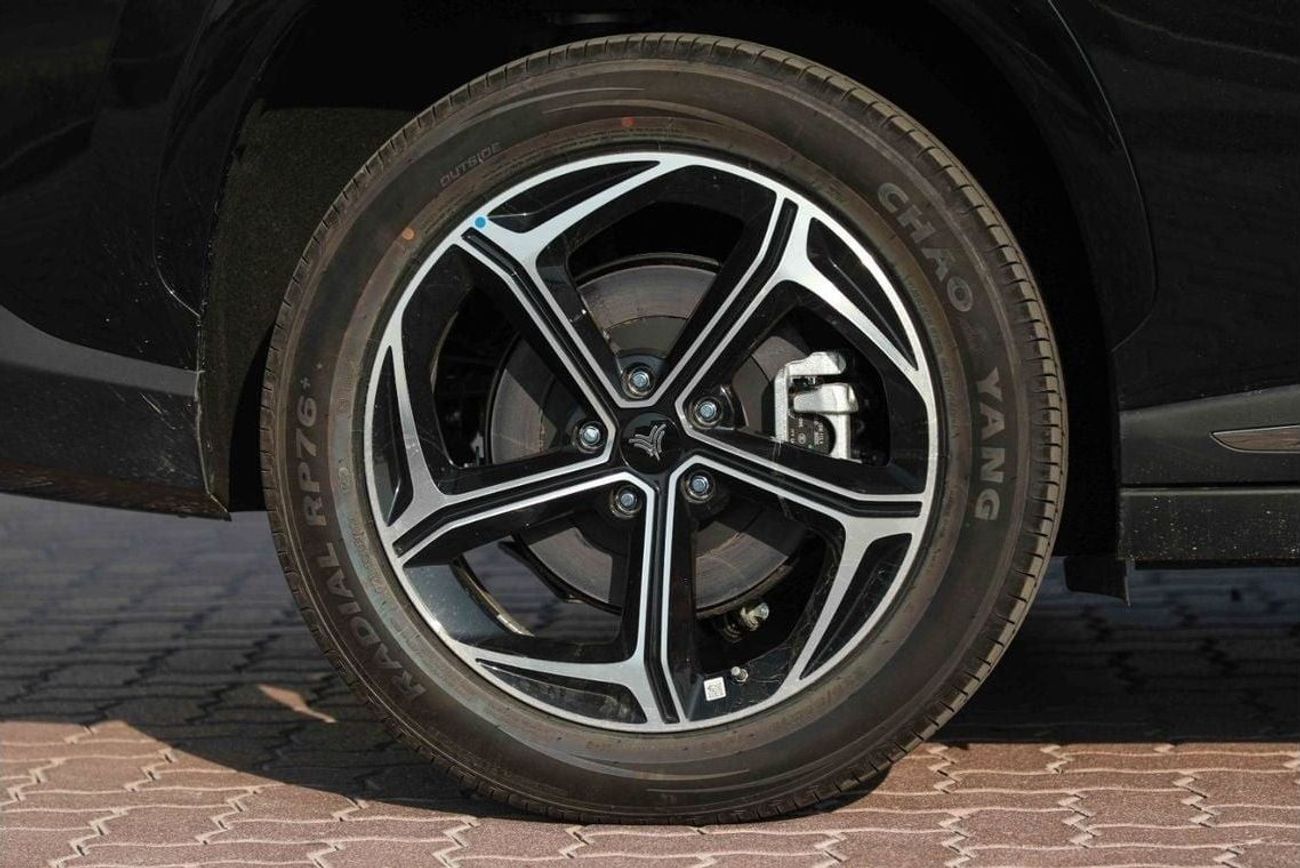 نيتا L 2024 NETA L FLASH CHARGE EDITION 1.5 - Plug-in Hybrid - BLACK inside GREY | Export Price