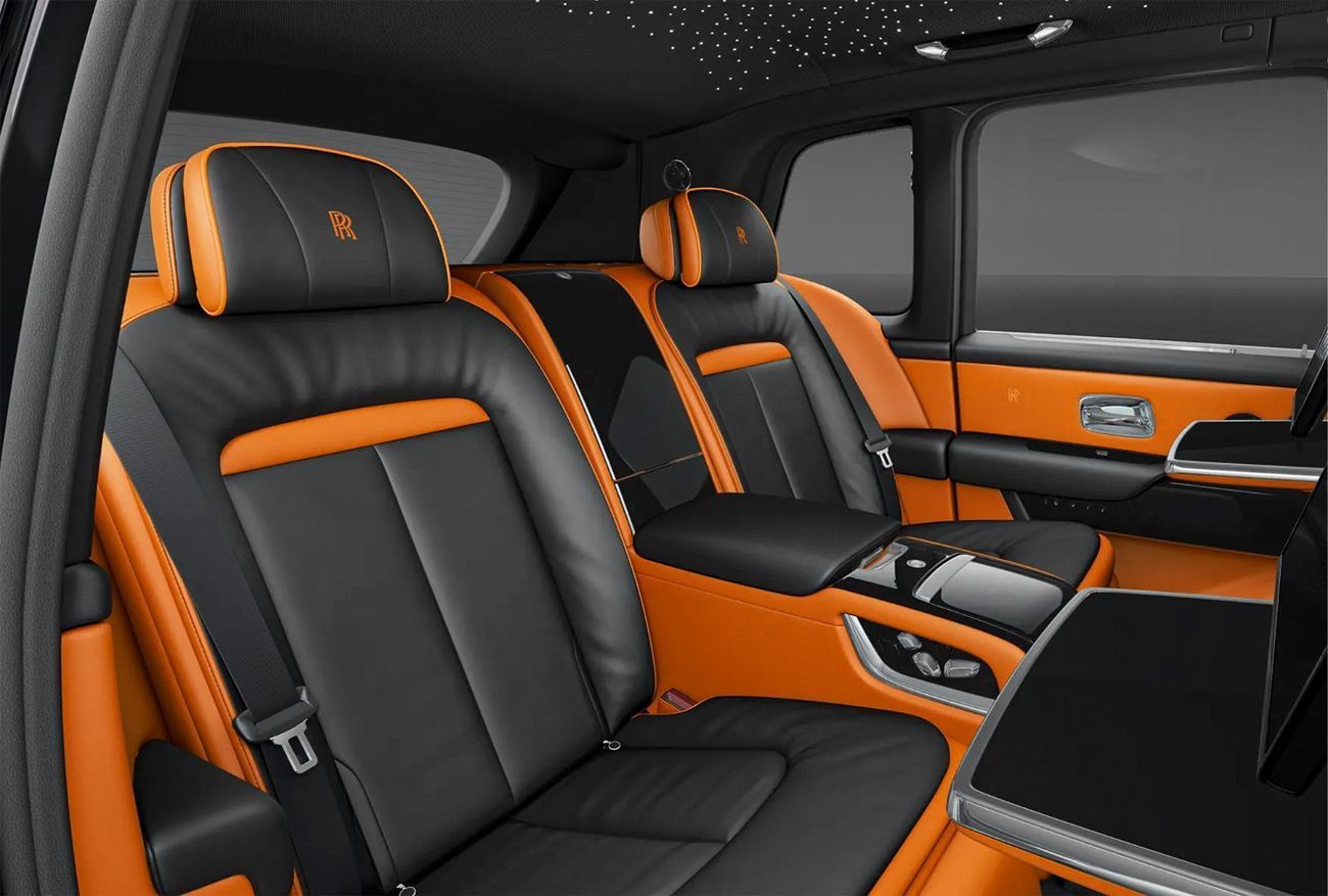 Rolls-Royce Cullinan Rolls-Royce Cullinan VIP Seats Fully Loaded MY26 - STOCK