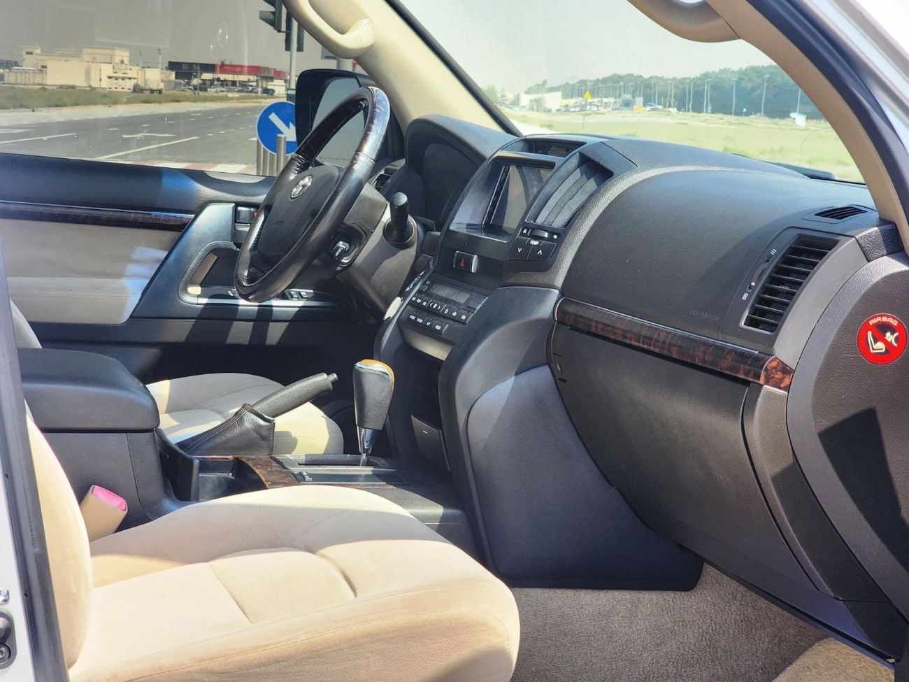 تويوتا لاند كروزر GXR V 6