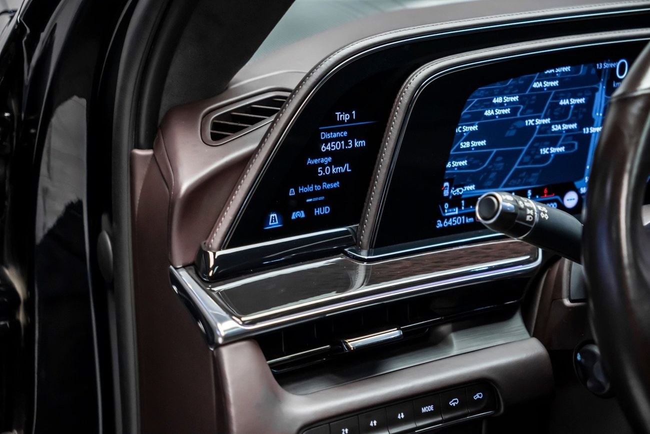 Cadillac Escalade Sport Platinum 6.2L 4WD