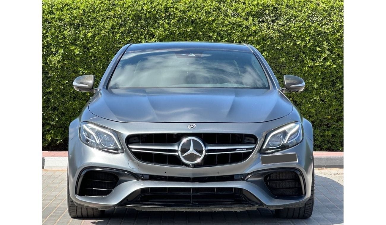 Mercedes-Benz E 63 AMG
