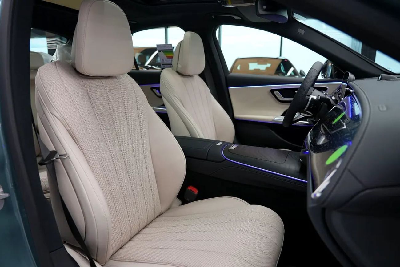 Mercedes-Benz E300 E 300 | GCC 0km | Agency Warranty | AMG Package