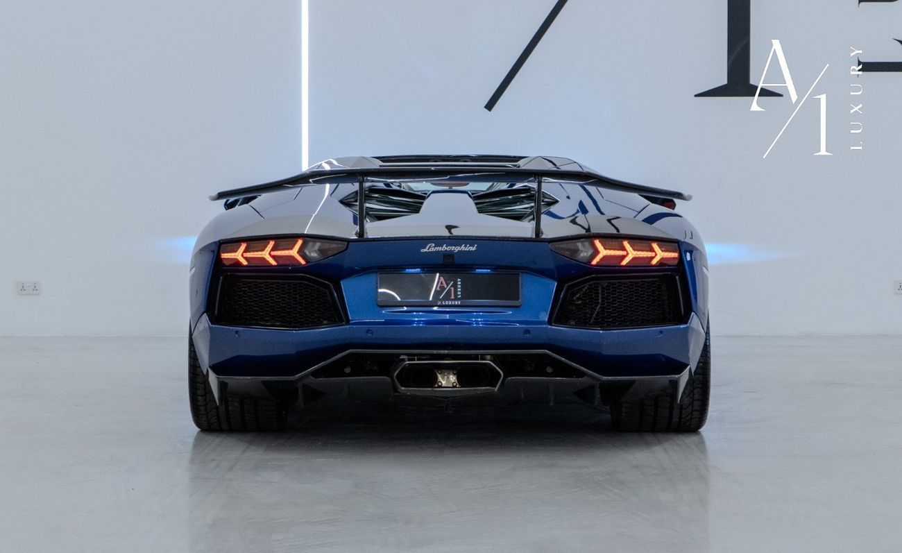 Lamborghini Aventador 6.5L V12