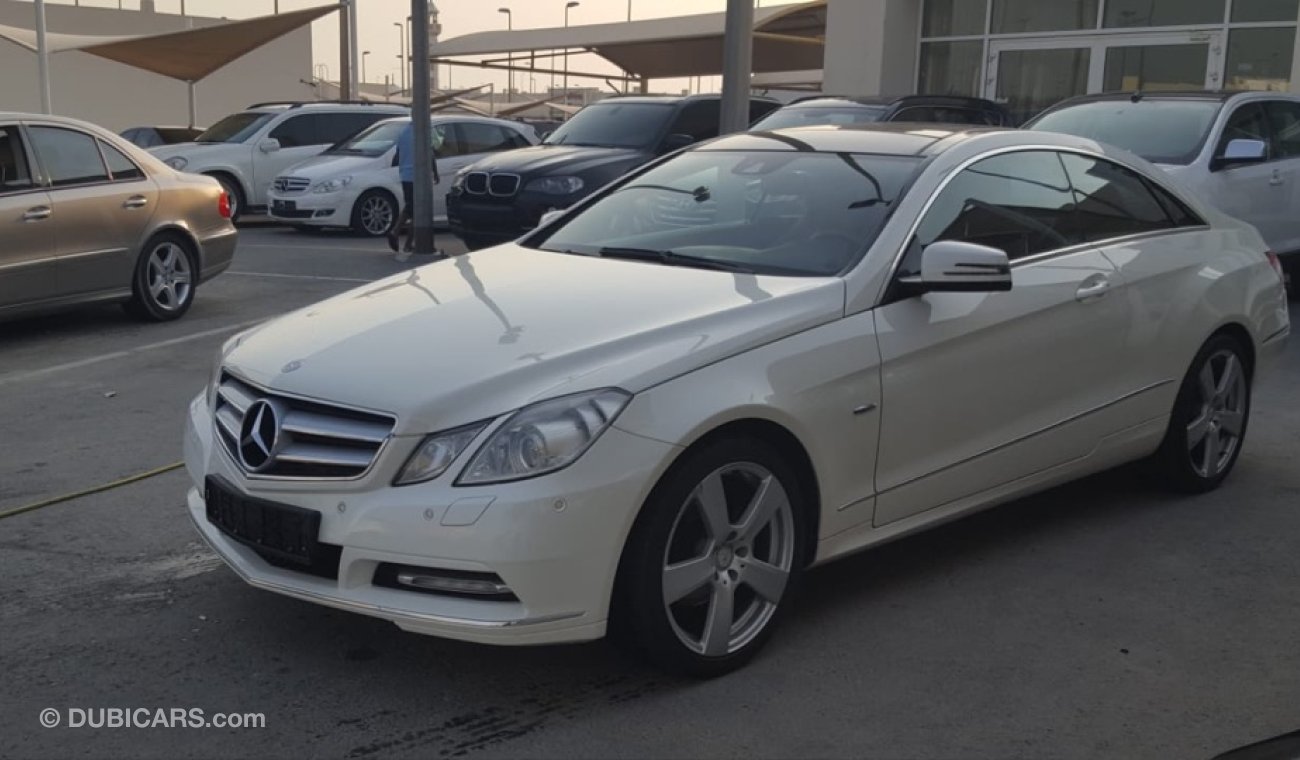 Mercedes-Benz E 250 2012 GCC car prefect condition full service full option low mileage