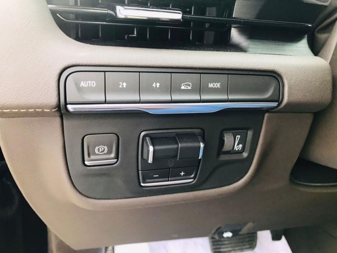 كاديلاك إسكالاد V8 6.2L SUV AWD // 2021// FULL OPTION // SPECIAL OFFER // BY FORMULA AUTO // FOR EXPORT